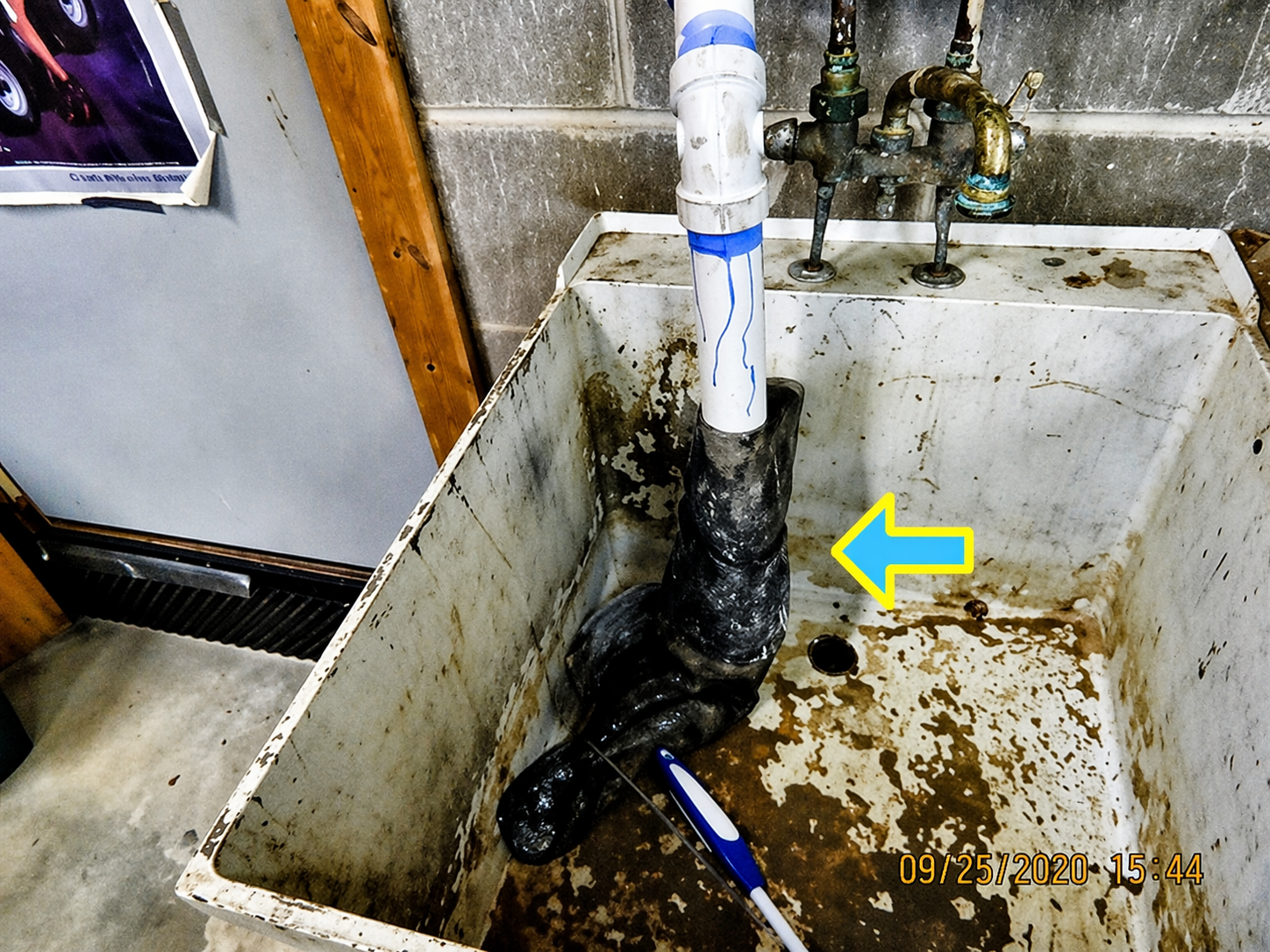 Albert Lea laundry room inspection — utility sink and washer drain standpipe
